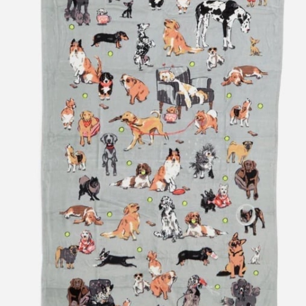 Vera Bradley NWT Dog Show Print Plush Throw